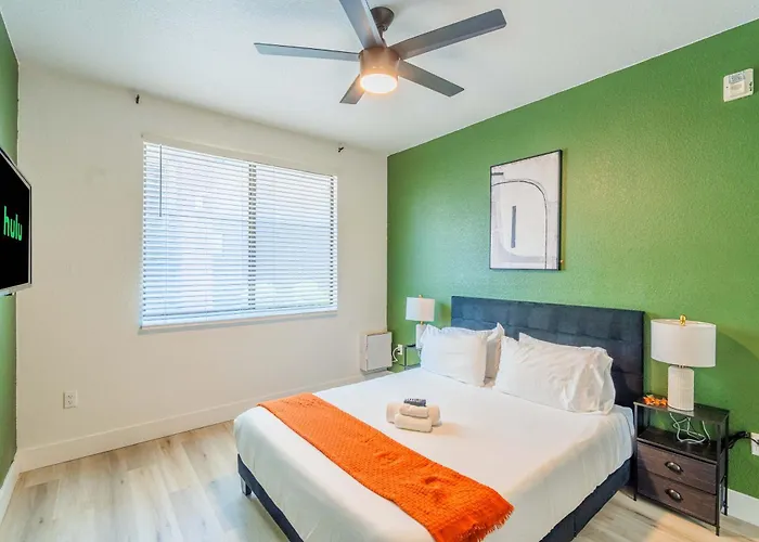 Westgate Escape Pool Gym & Walk To Stadium * Glendale