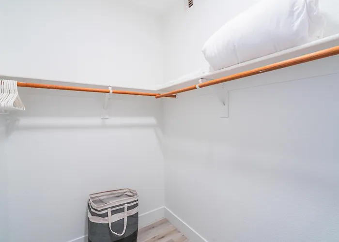 Apartment Westgate Escape Pool Gym & Walk To Stadium